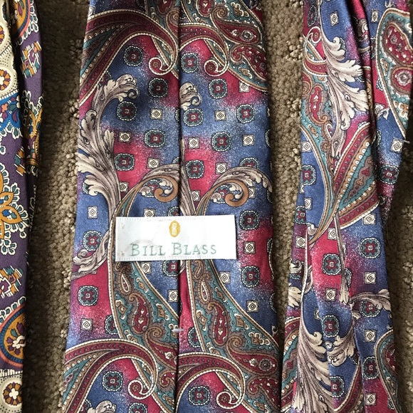 Bundle of 4 unique tie designs, great condition - Picture 5 of 7